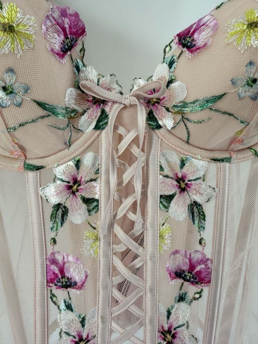 Victoria’s Secret M 2022 Floral Embroidered Corset Bustier Top Blush Pink - Picture 3 of 9